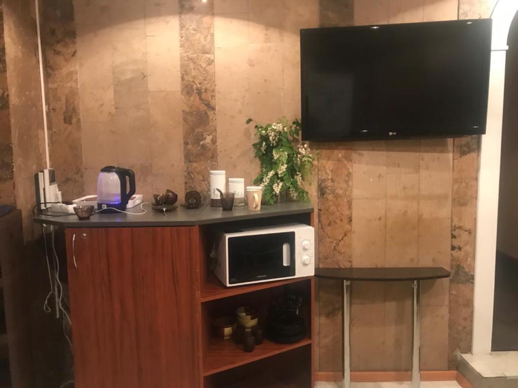 Desyatinnaya Hostel Kiev Bagian luar foto