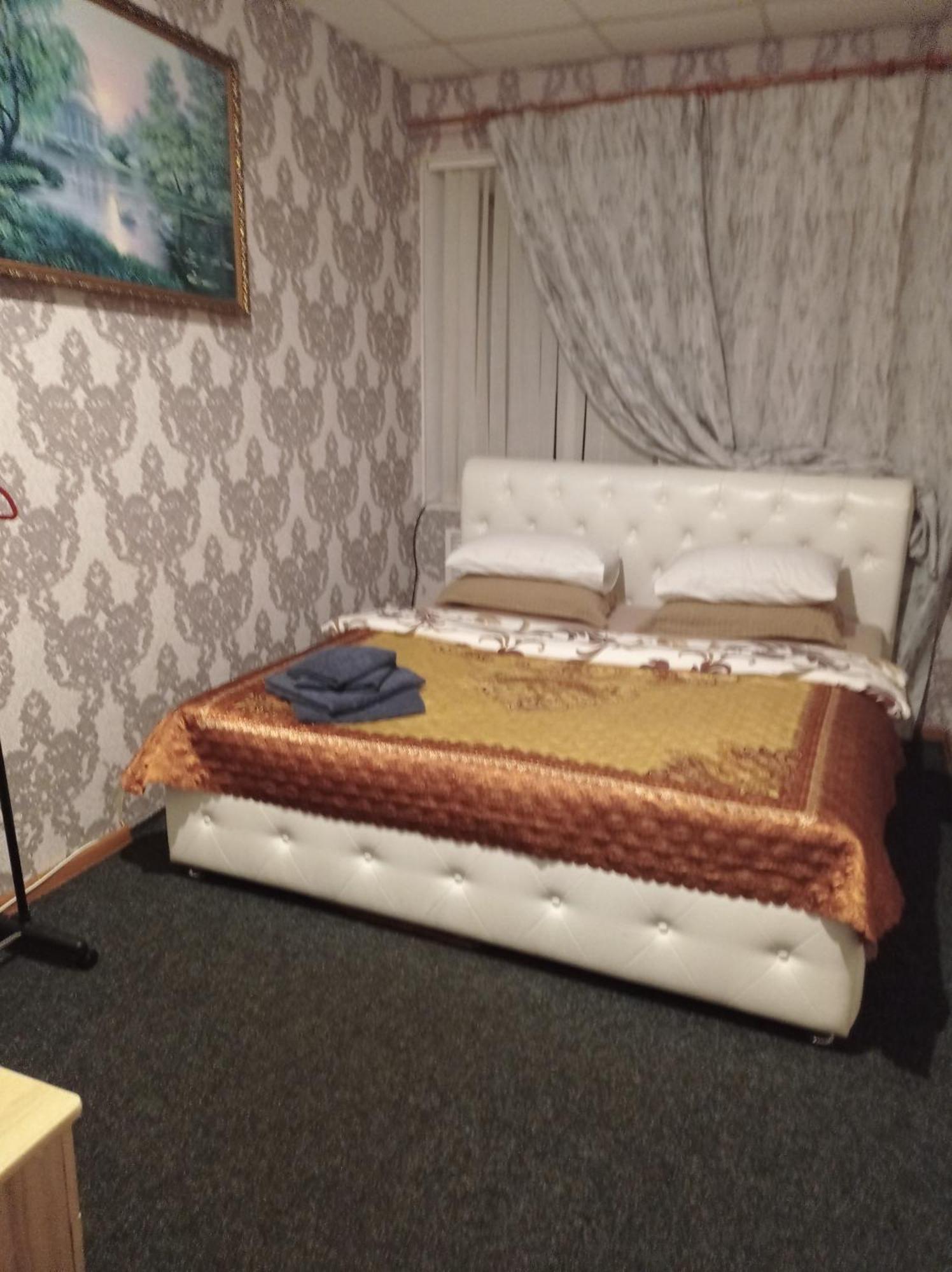 Desyatinnaya Hostel Kiev Ruang foto