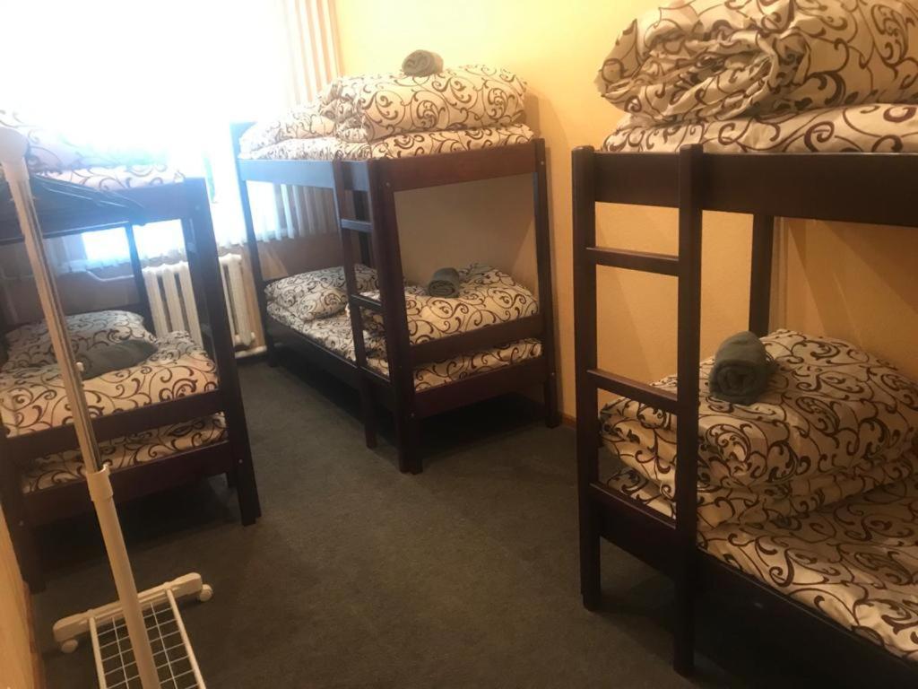 Desyatinnaya Hostel Kiev Ruang foto
